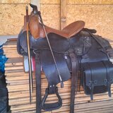 Sa Calarie - 2 buc - stil Western - impecabile - Pret negociabil
